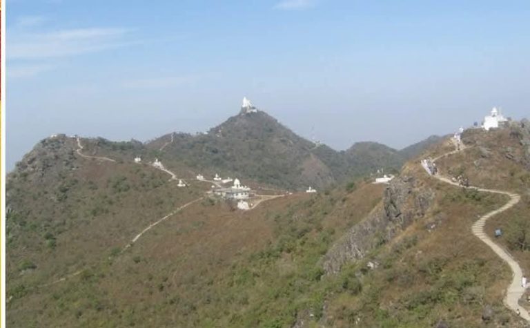 झारखंड हाईकोर्ट का आदेश, पारसनाथ पहाड़ पर मांस-मदिरा की बिक्री हो बंद