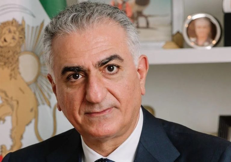 ईरान में तख्तापलट की आहट: रजा पहलवी ने इस्लामिक रिपब्लिक को दी खुली चुनौती