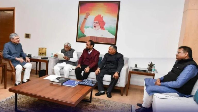 रांची से पलामू होकर लखनऊ जाएगी ट्रेन, रेल मंत्री ने डेलीगेट को दिया आश्वासन