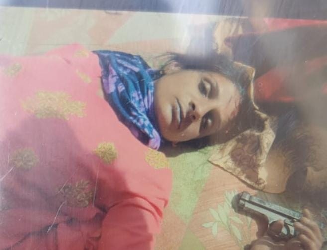 महिला करती थी अवैध संबंधों का विरोध, शौहर ने मार दी गोली